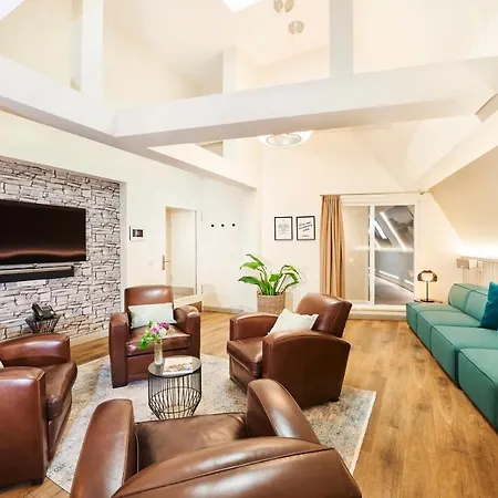 Ueberfluss Serviced-apartments Aparthotel